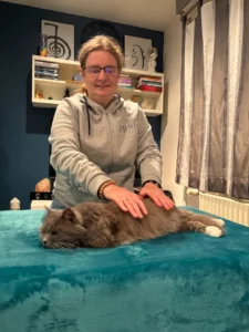 Caroline METIER - soins énergétique pour animaux : une approche complémentaire et pas alternatice